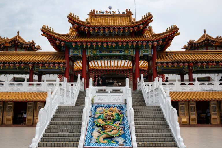 Streszczenie lektur obowiązkowych: przewodnik dla maturzystów i ósmoklasistów